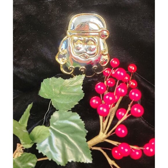 Vintage Santa Claus Silver and Gold toned Brooch or Pendant - Picture 4 of 9